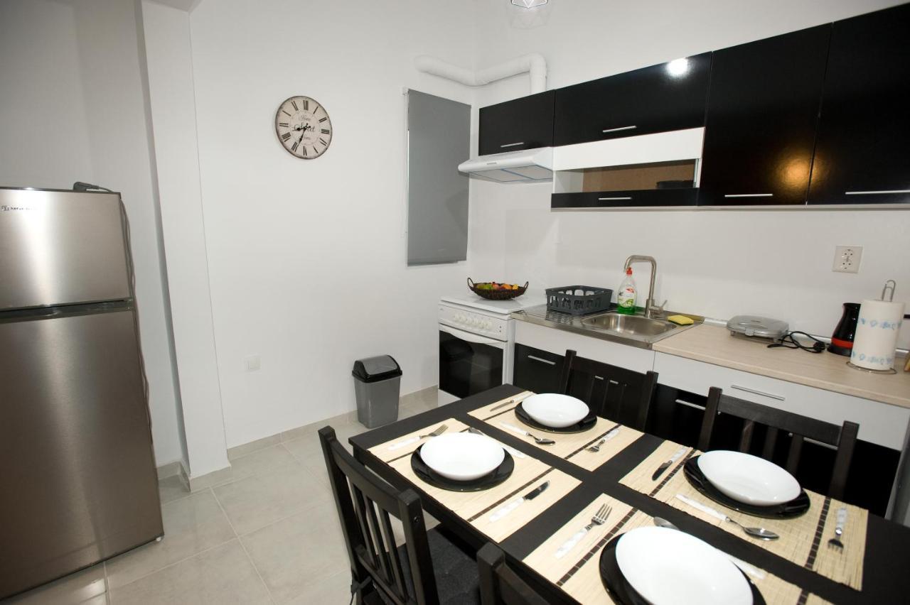 Sea Gem Apartment 1 Neoi Epivatai Exteriör bild