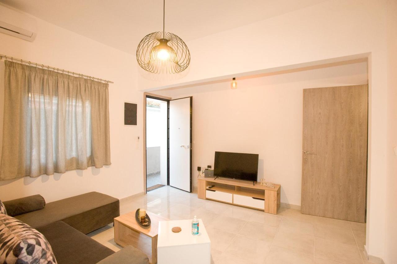 Sea Gem Apartment 1 Neoi Epivatai Exteriör bild