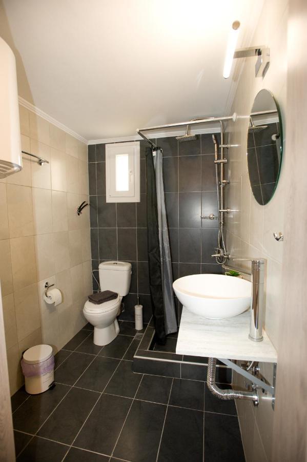 Sea Gem Apartment 1 Neoi Epivatai Exteriör bild